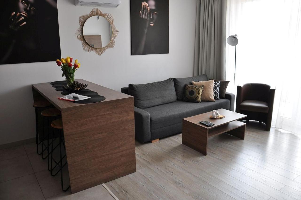 Q Apart Grand - Klimatyzowane 3 Pokojowe Apartamenty Przy Manufakturze Z Garazem Gratis, Fv Lódź Exterior foto