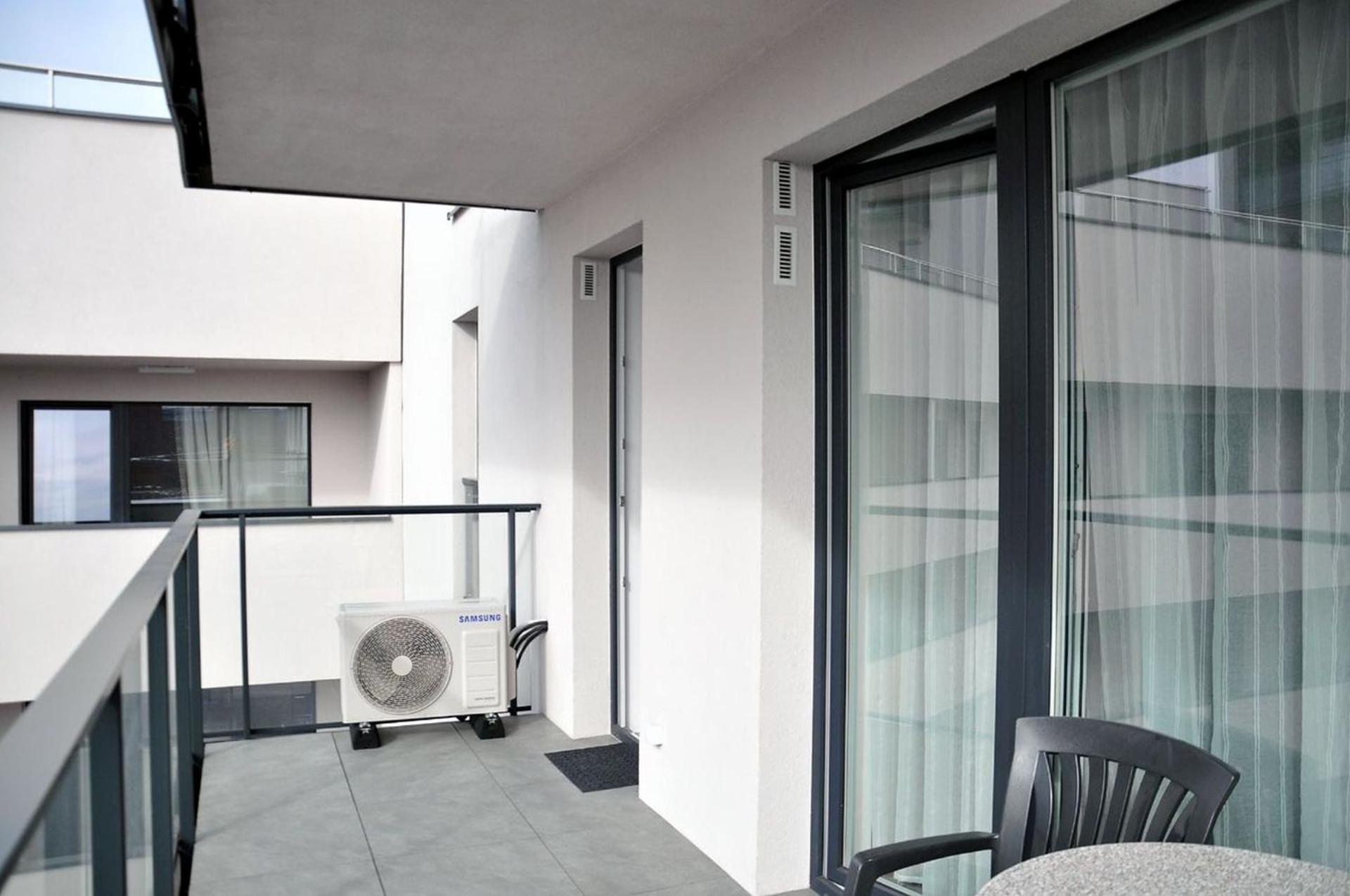 Q Apart Grand - Klimatyzowane 3 Pokojowe Apartamenty Przy Manufakturze Z Garazem Gratis, Fv Lódź Exterior foto