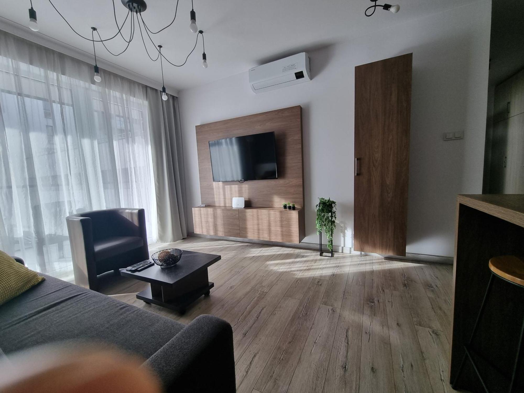 Q Apart Grand - Klimatyzowane 3 Pokojowe Apartamenty Przy Manufakturze Z Garazem Gratis, Fv Lódź Exterior foto