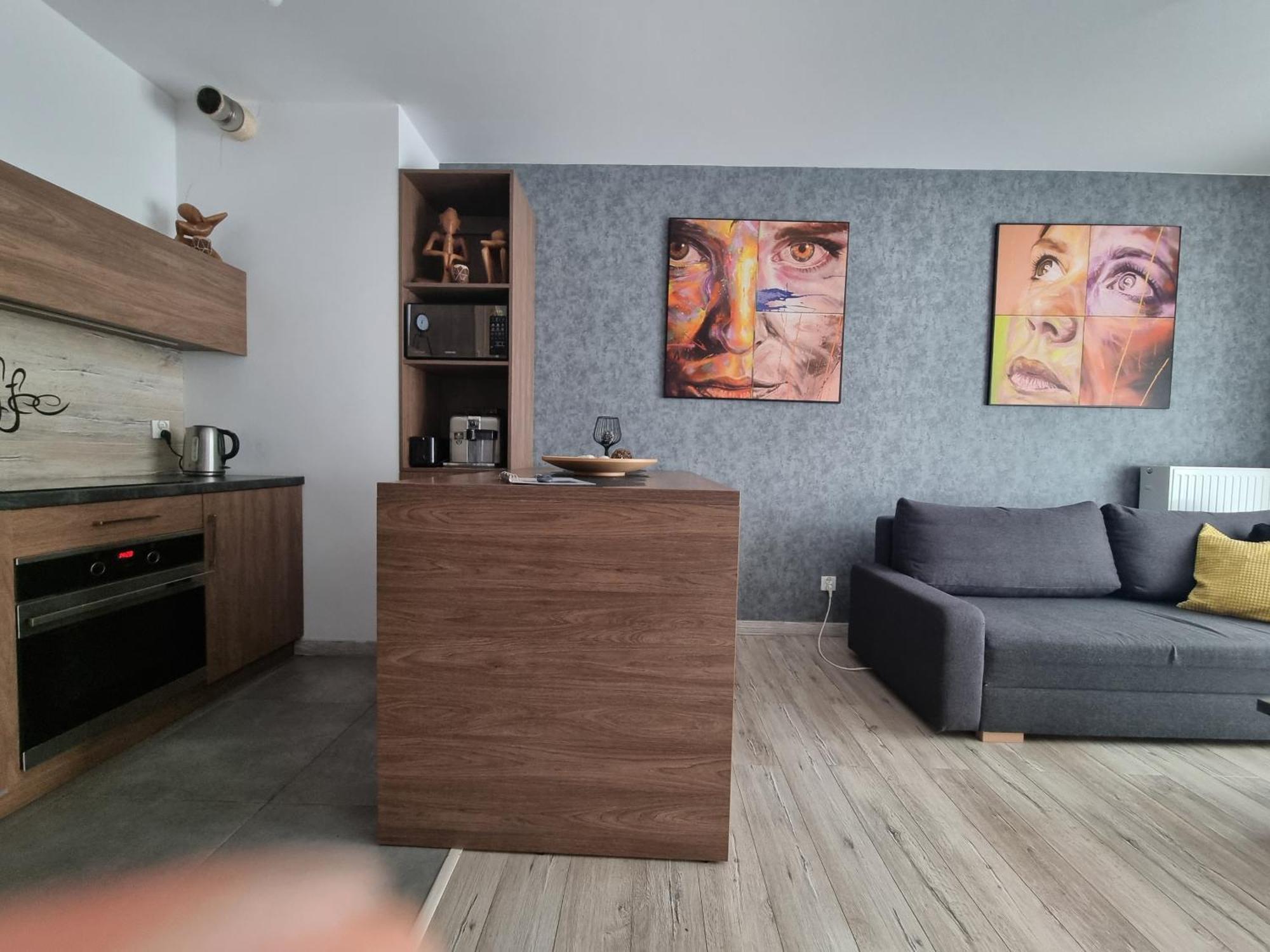 Q Apart Grand - Klimatyzowane 3 Pokojowe Apartamenty Przy Manufakturze Z Garazem Gratis, Fv Lódź Exterior foto