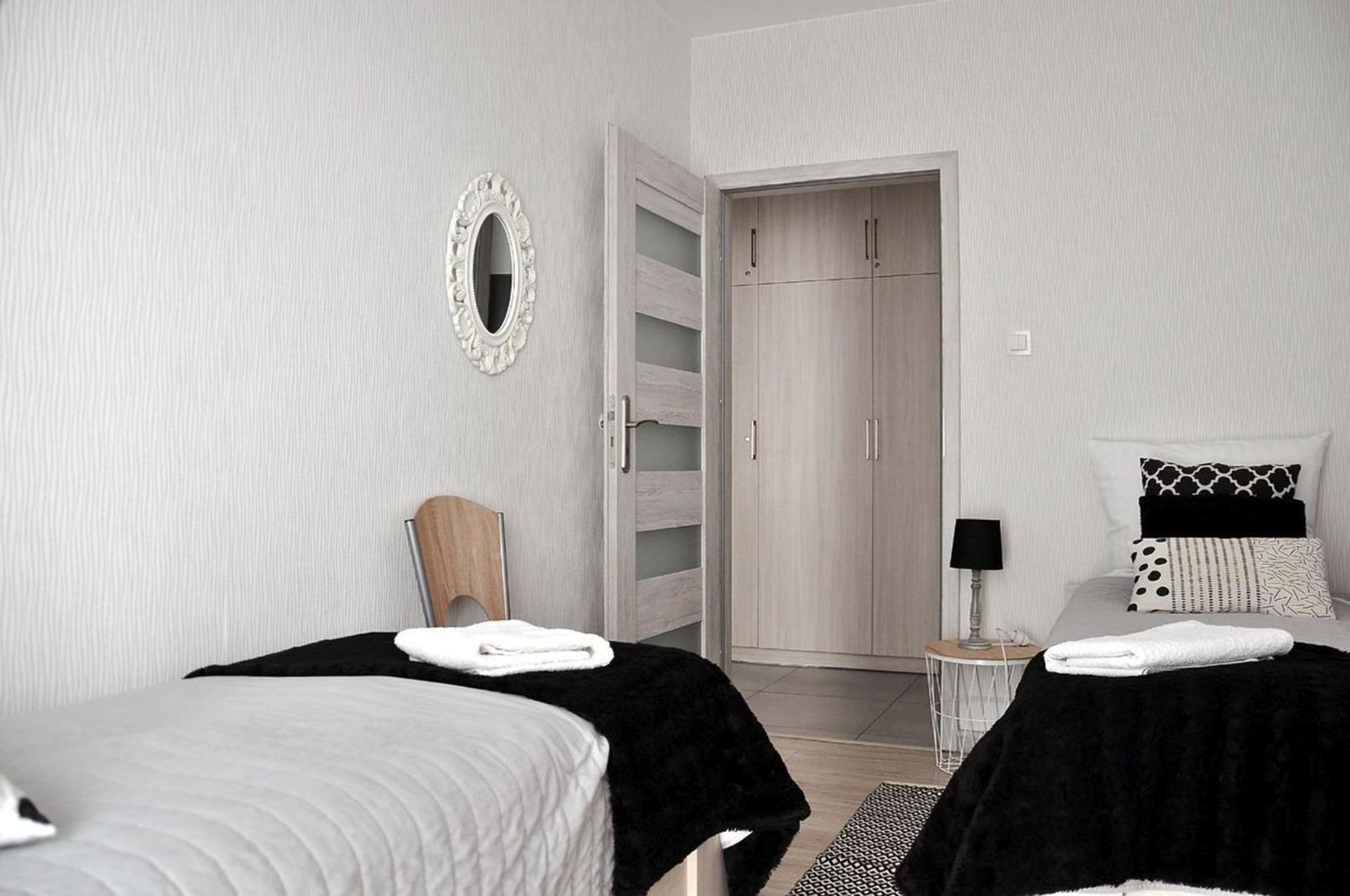 Q Apart Grand - Klimatyzowane 3 Pokojowe Apartamenty Przy Manufakturze Z Garazem Gratis, Fv Lódź Exterior foto