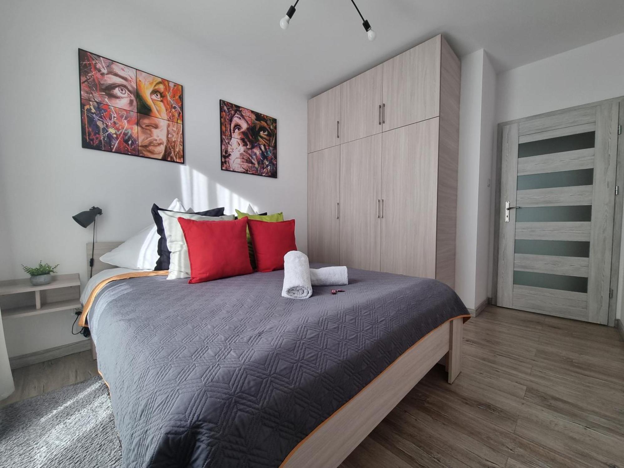 Q Apart Grand - Klimatyzowane 3 Pokojowe Apartamenty Przy Manufakturze Z Garazem Gratis, Fv Lódź Exterior foto